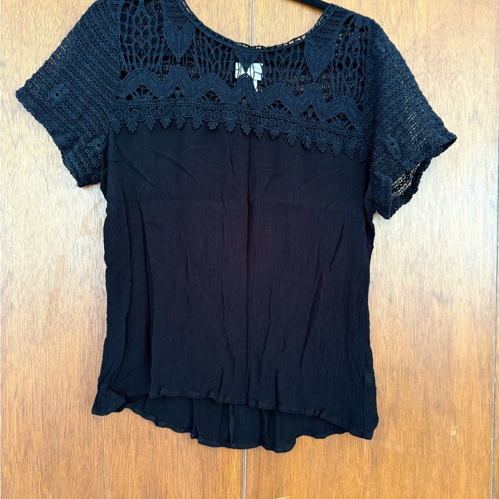 Knox Rose Black Lace Accent Women's Top